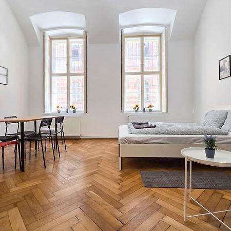 Seventh Sense Apartment Budapest Extérieur photo